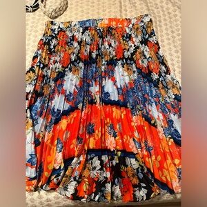 FLORAL PLEATED MIDI SKIRT